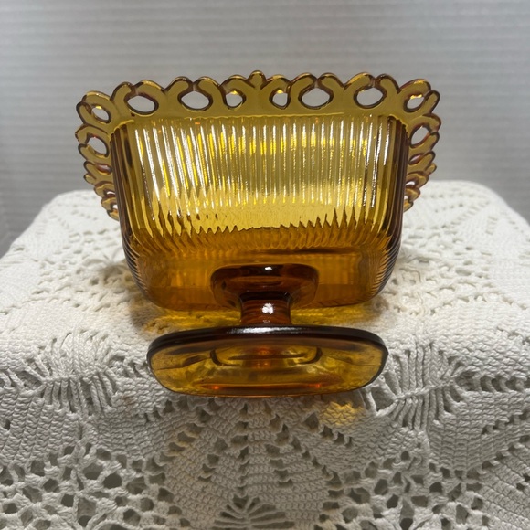 Vintage FTDA 1981 amber glass vase - Picture 5 of 5